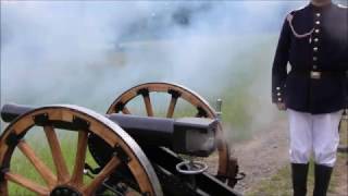 Salut mit 85mm Hinterladerkanone nach Krupp Schnellfeuer Feldkanone L24 mit Ehrhardt Verschluss [upl. by Yrolam110]