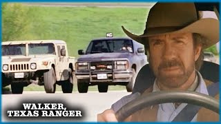 OffRoad Car Chase  Walker Texas Ranger [upl. by Particia]