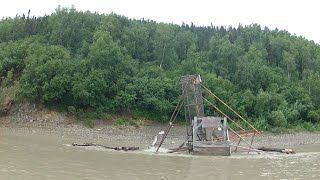 Catching Salmon Fish Wheel  Yukon River Alaska [upl. by Kenta]