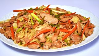 Chow Mein de Pollo Comida China [upl. by Eedyak423]