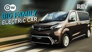 Toyota Proace Verso Electric Review 2021 [upl. by Mobley3]