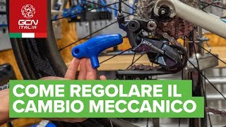 Come regolare il cambio meccanico  Manutenzione base per bici da strada [upl. by Arakahs923]