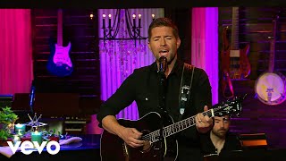 Josh Turner  I Serve A Savior Live from Gaither Studios [upl. by Mauer]