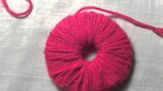 DIY pompon facile [upl. by Sackman]