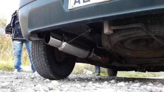 Peugeot 106 14 S1 simoni racing exhaust  rev limiter [upl. by Nepsa]