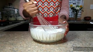 HOW TO MAKE BUTTERCREAM ICING WITHOUT AN ELECTRIC MIXER [upl. by Zoa]