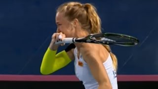 Tennis Player Cant stop laughing at the opposite player mistake [upl. by Yekcor507]