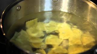 How to Cook Ravioli Pasta  Chicken Pasta amp Sauce [upl. by Norling]