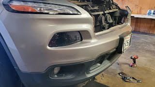 How to Drop the front bumper on a 2015 Jeep Cherokee U11E9 symptom Solution [upl. by Ynnhoj]