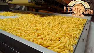 Pastificio Ferrari  Production Emilian Pasta  Produzione Garganelli Tipici Emiliani [upl. by Vannie]