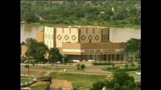 Visite guidée de Niamey capitale du Niger [upl. by Anoirb745]