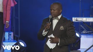 Mthunzi Namba  Modimo Live at Monte Casino Johannesburg 2015 [upl. by Nosrak]