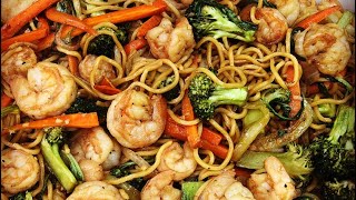 CHOW MEIN CON CAMARONES Y REPOLLO CHINO [upl. by Eclud]